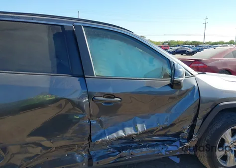 2021 Toyota Rav4 Xle from USA, damaged, VIN 2T3W1RFV0MC117241